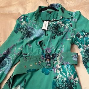 Karen Millen size 8. Never worn new with tags